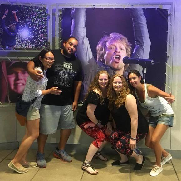 Meet your Posher, Lauren - Picture 1 of 1